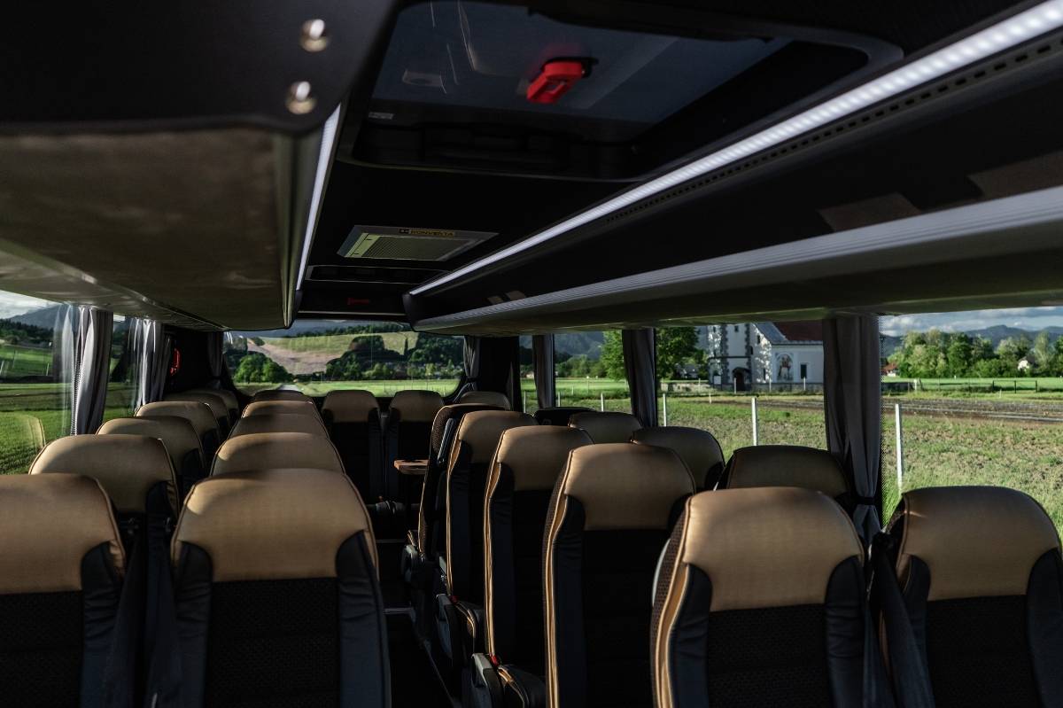 AS Domžale | Vijolični Iveco Rapido - slika 7