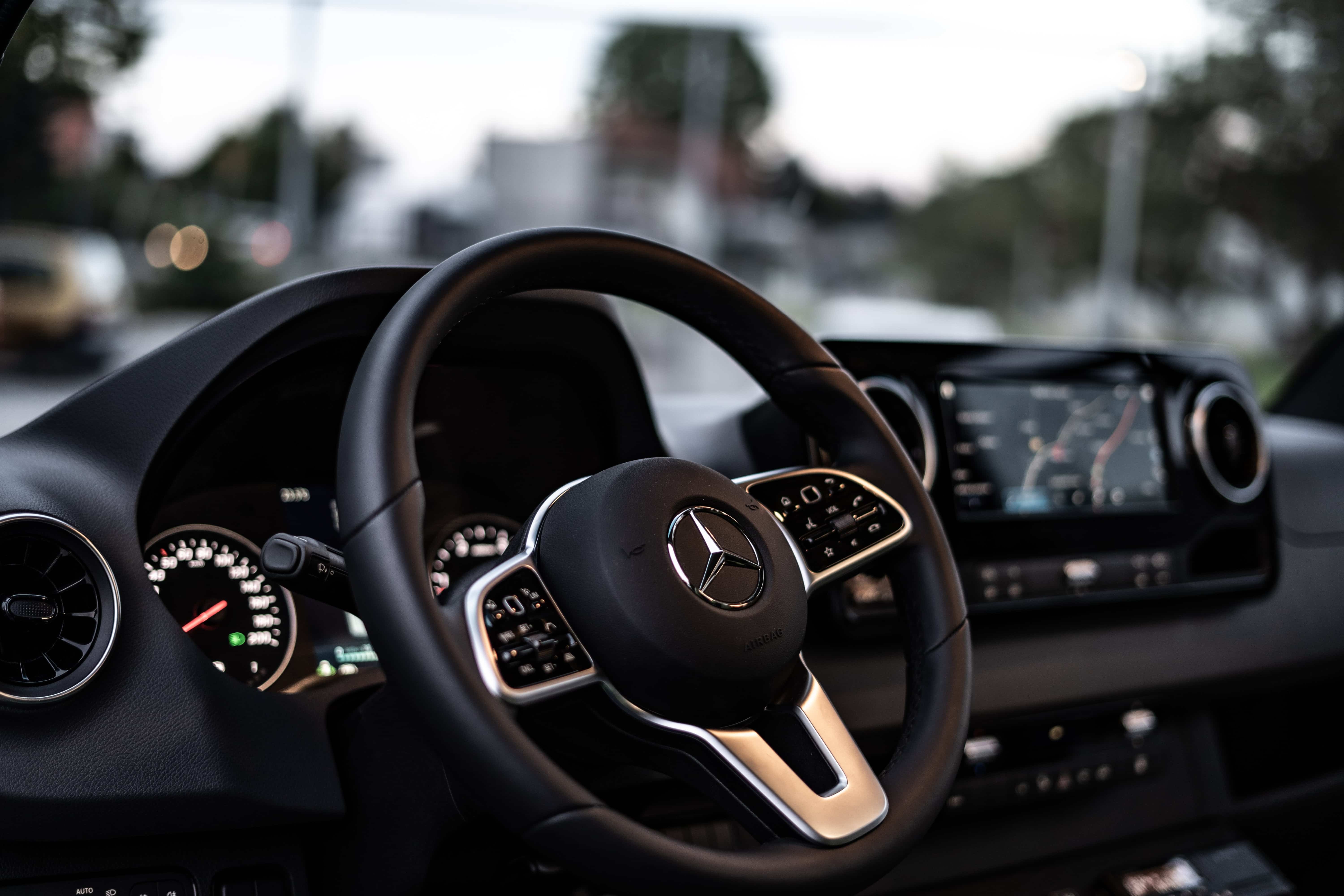 Mercedes-Benz VIP Sprinter - slika 1