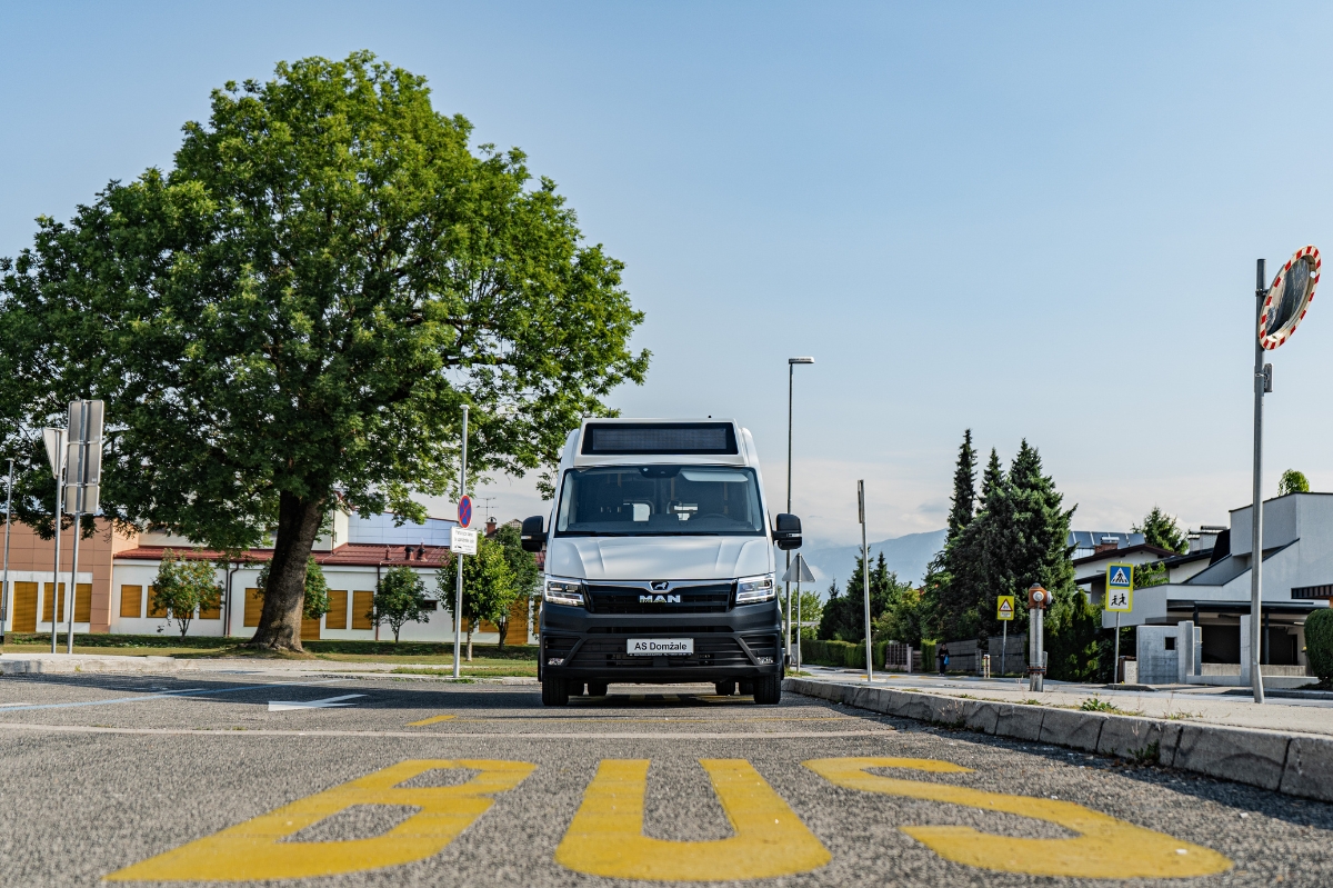 AS Domžale | MAN Šolski avtobus - slika 1